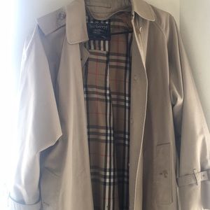 FINAL SALE: Vintage Burberry coat